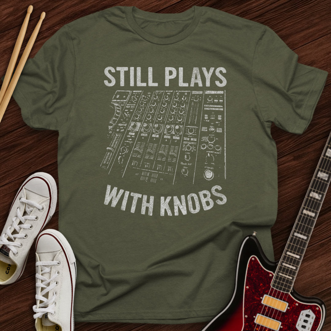Knob Player Tee